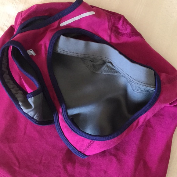 Ladies Nike Dri-Fit Built in Bra Fuchsia Racerback Top - Picture 4 of 9